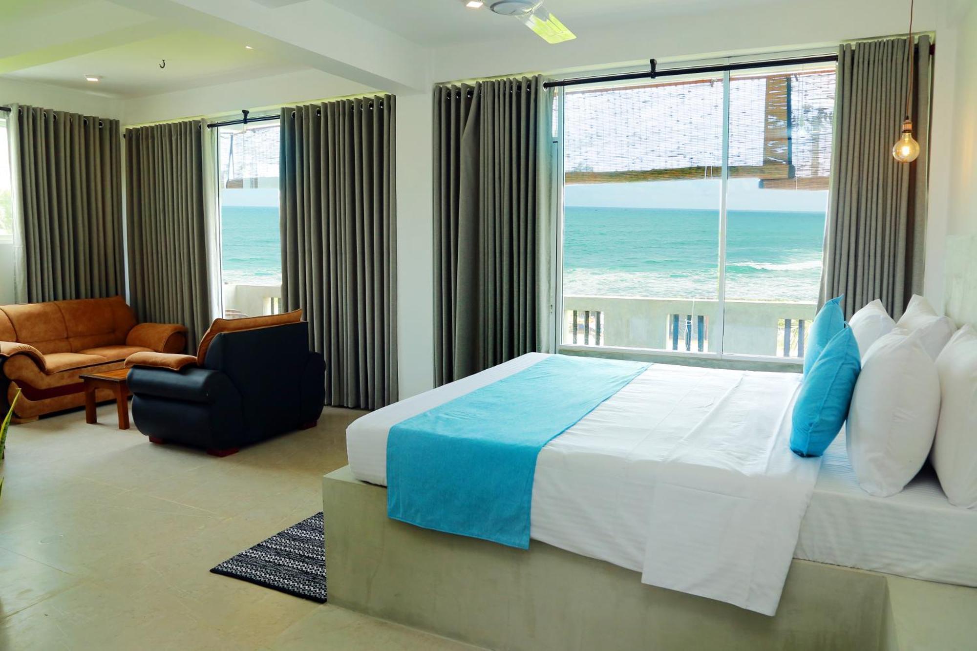Cocos Hotel Midigama East Exterior foto